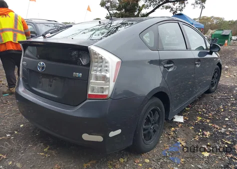 2010 Toyota Prius Iv z USA, uszkodzony, nr VIN JTDKN3DU2A0032006